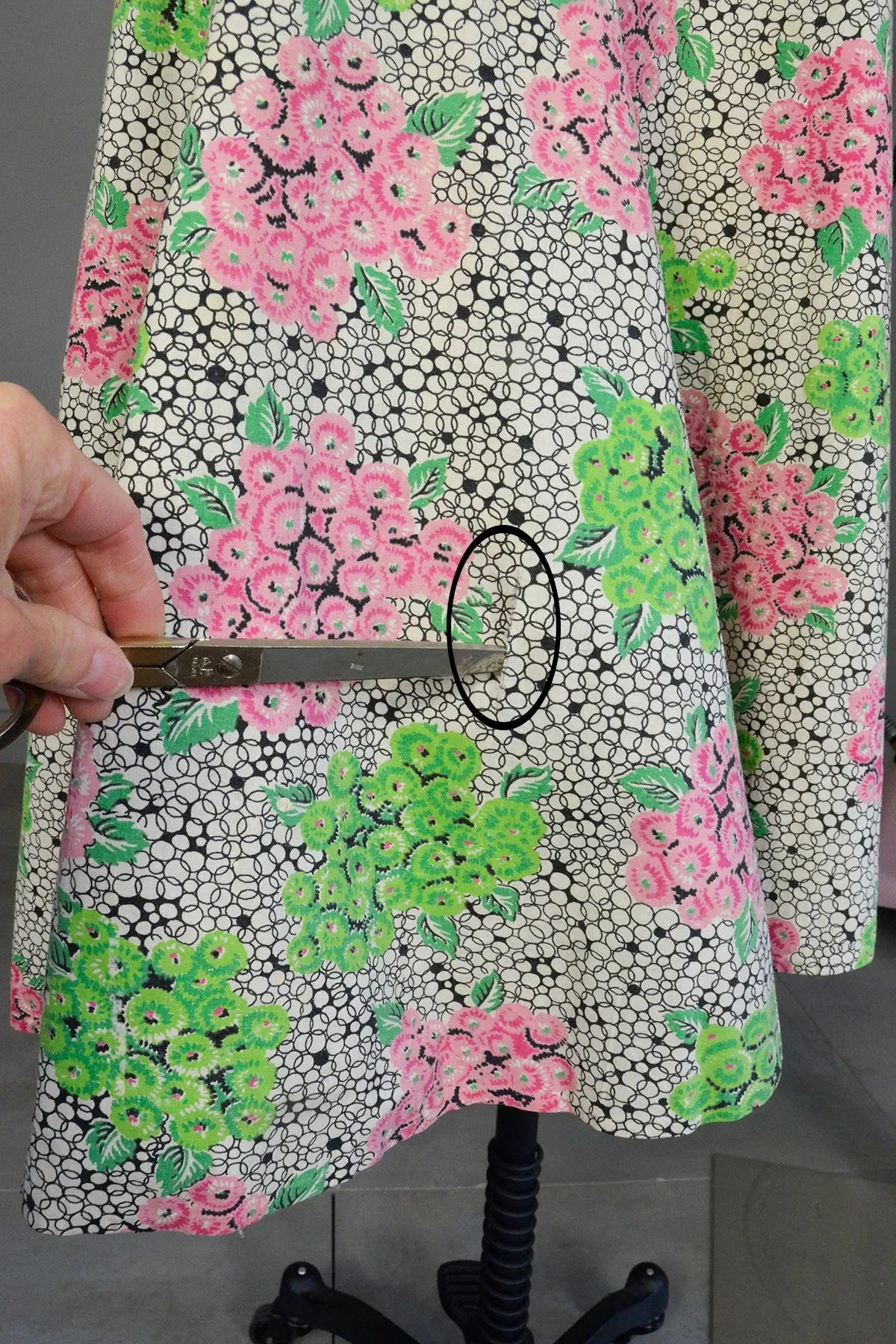 1940s 50s Pink Green Hydrangea Print Wrap House Dress