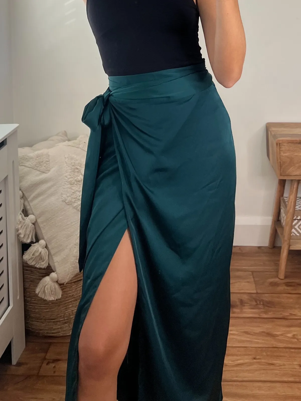 Beau Wrap Midi Skirt / Emerald Green