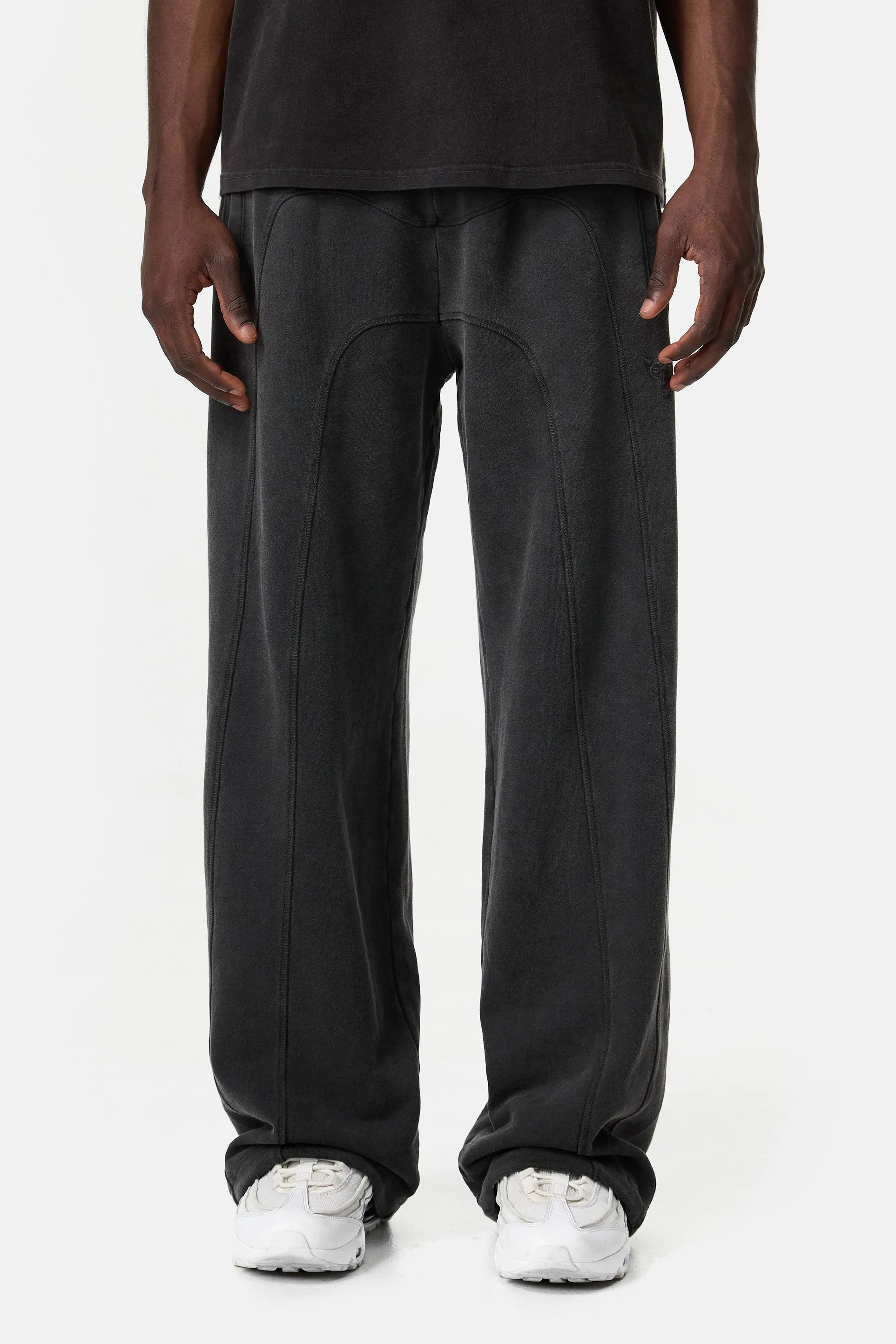 STACKS JOGGER BLACK