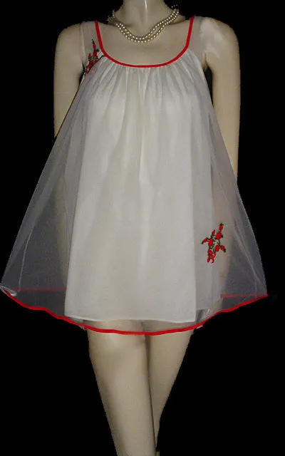 *VINTAGE BELINDA DOUBLE NYLON BABYDOLL SHORTY PAJAMAS WITH RED ROSES & BOW APPLIQUES