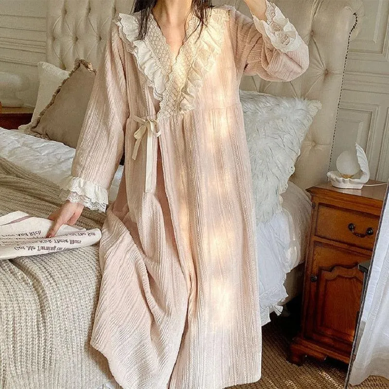 Vintage Flannel Warm Long Robes Dress, Vintage Embroidery Loose Nightgown, Victorian Nightgown