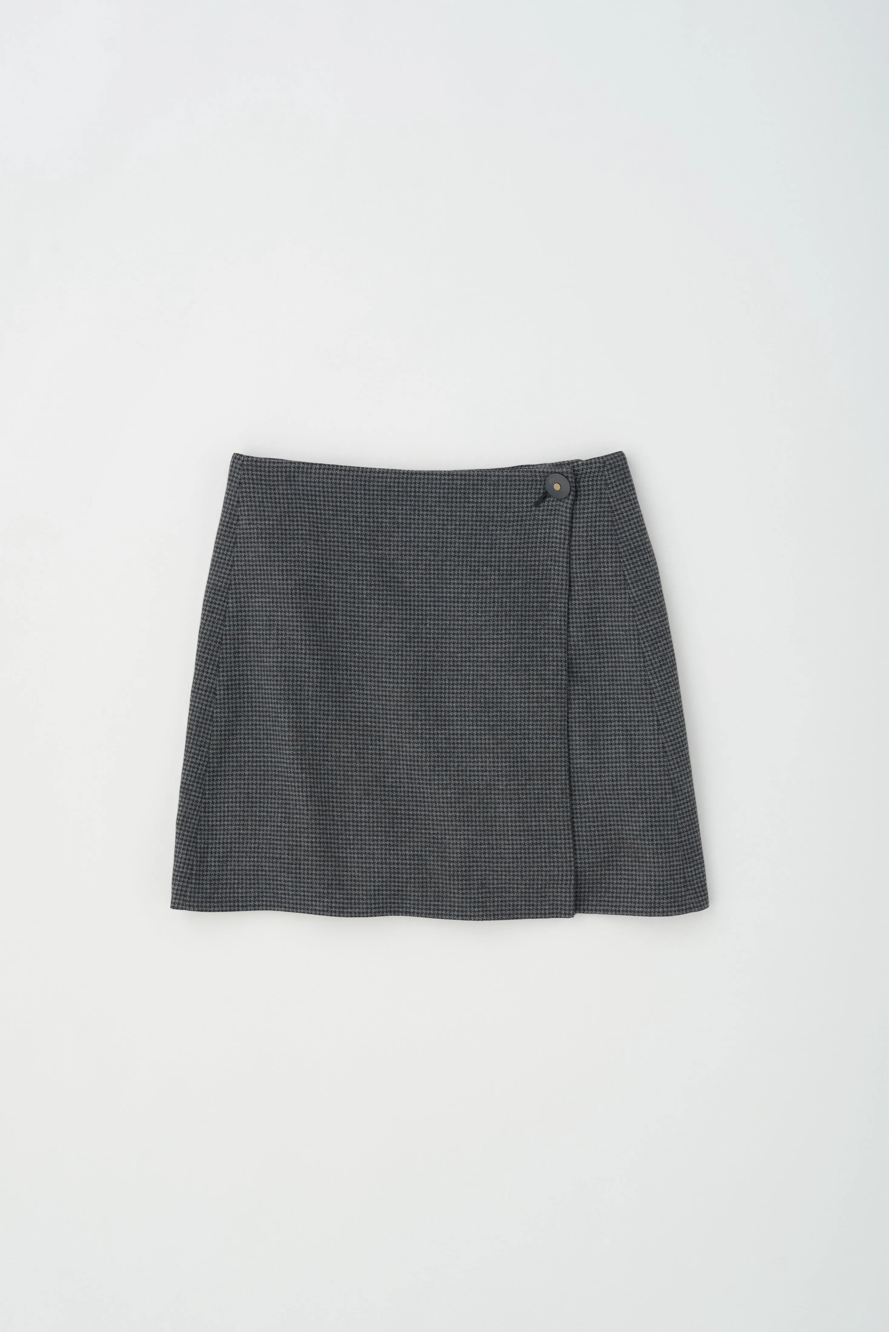 Women's Rosetta Wool Skirt in Black